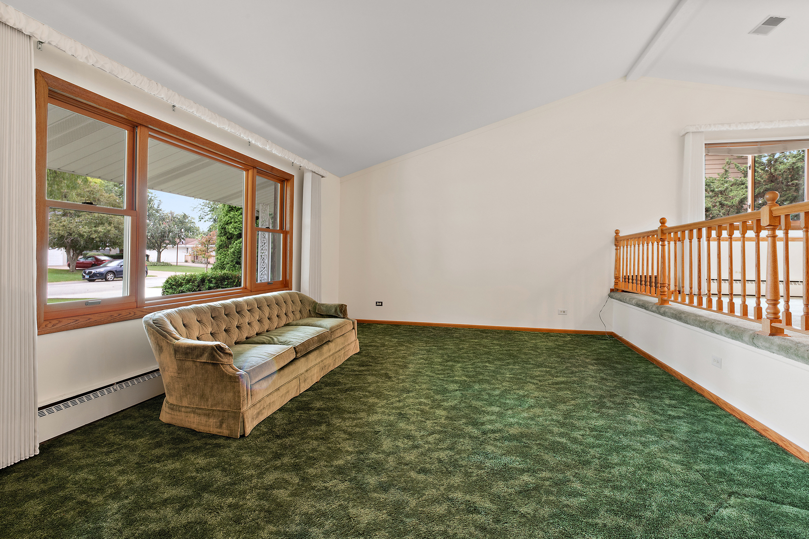 1400 E Ironwood Drive, Mount Prospect, IL 60056