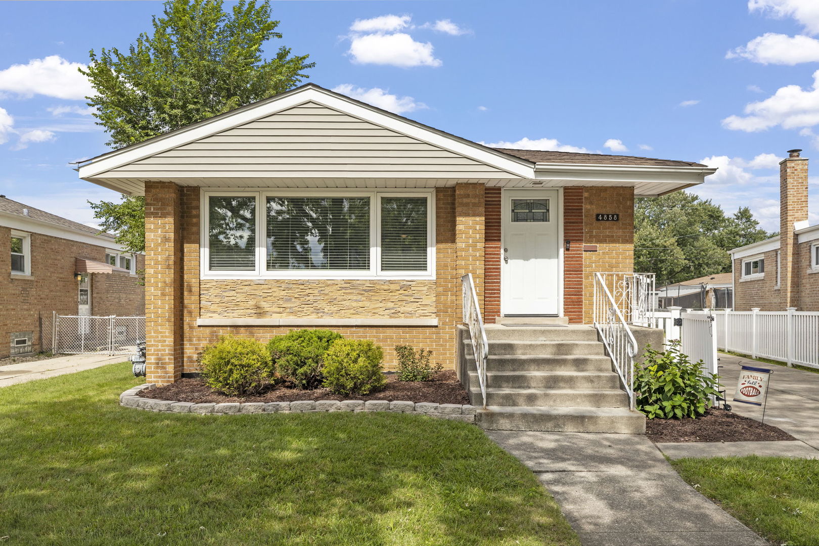 4858 Wick Drive, Oak Lawn, IL 60453