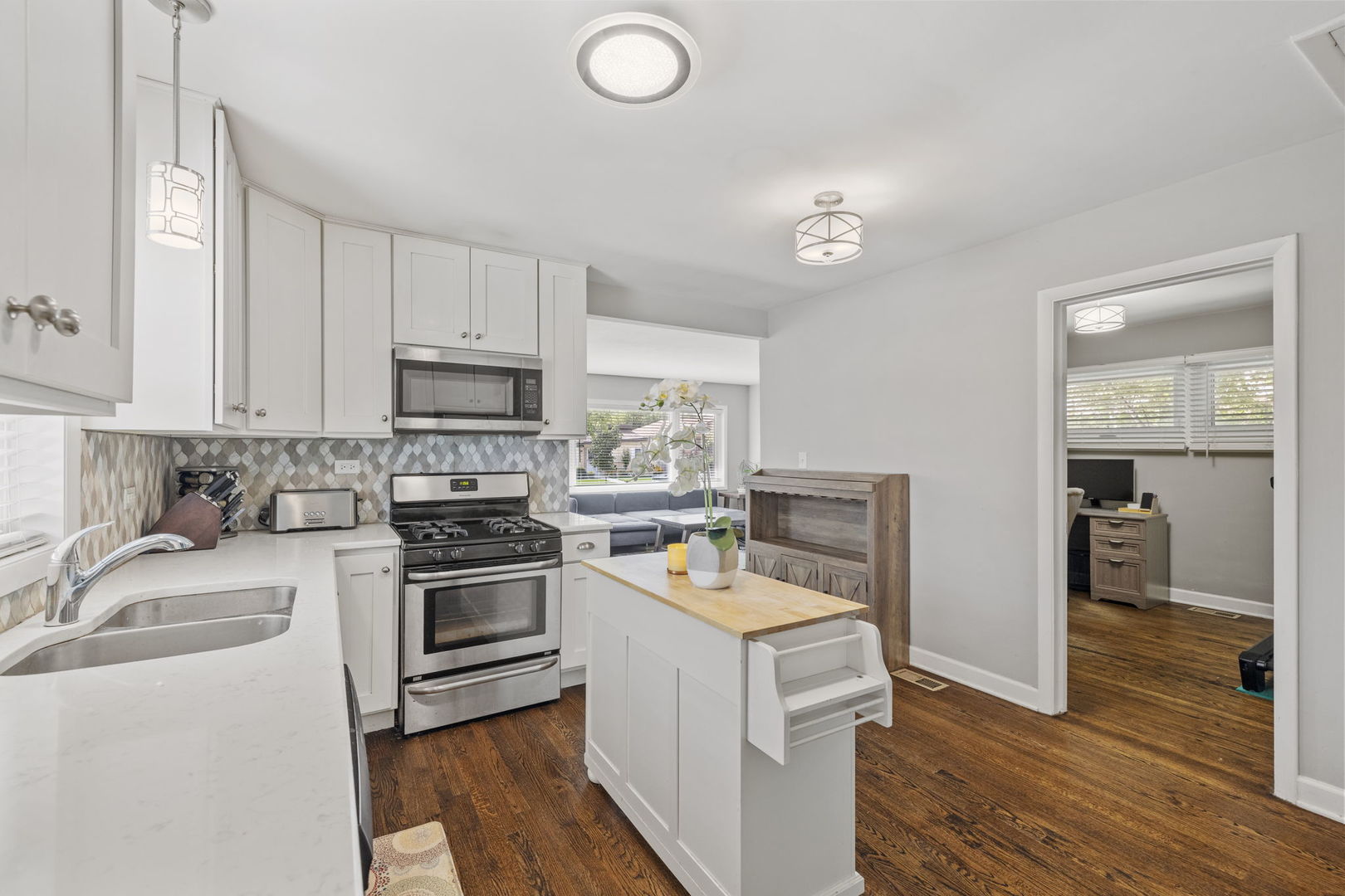 4858 Wick Drive, Oak Lawn, IL 60453