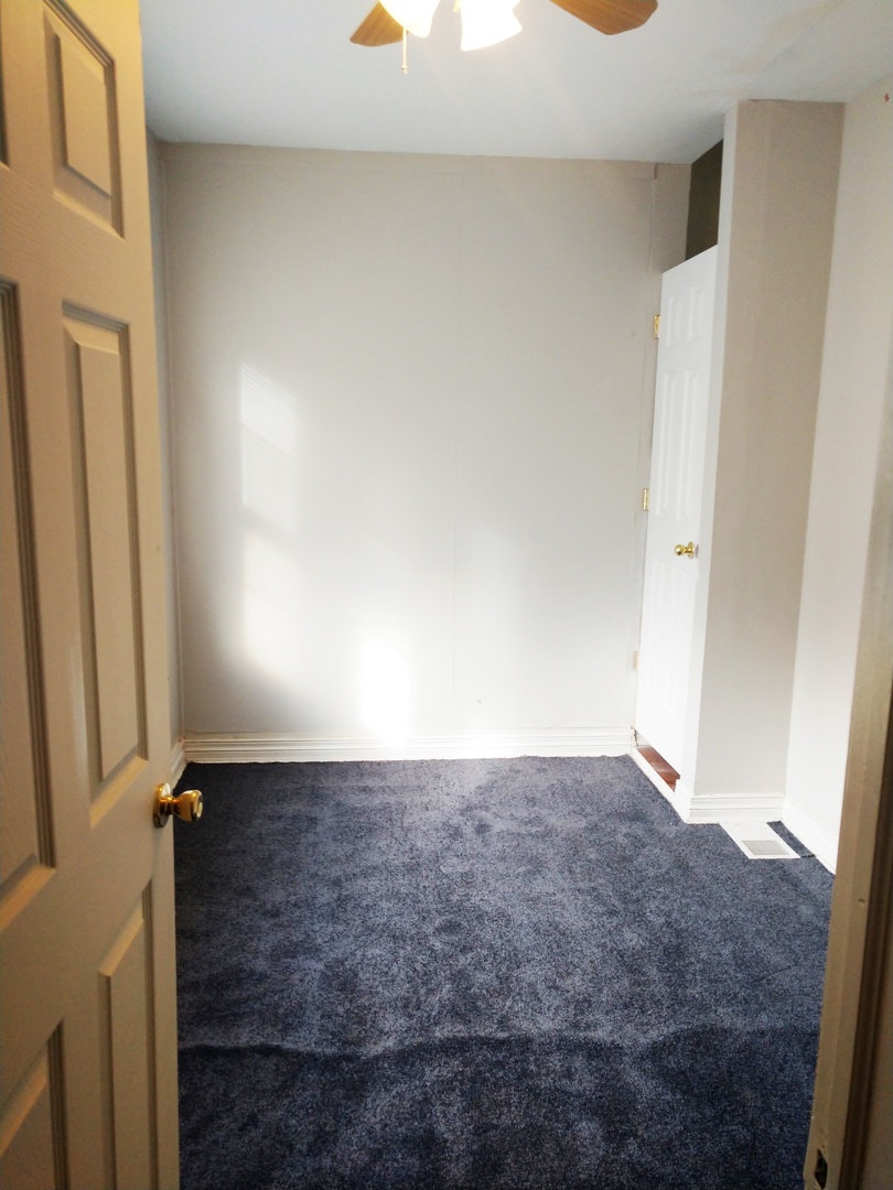 853 Adams Street #1, Waukegan, IL 60085