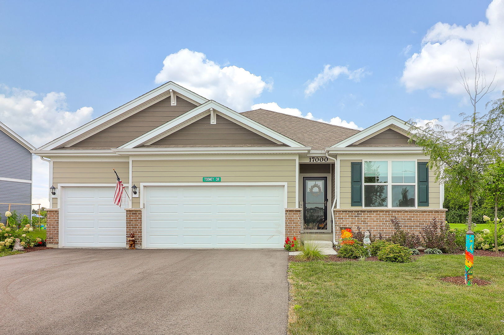 17000 S Corinne Circle, Plainfield, IL 60586
