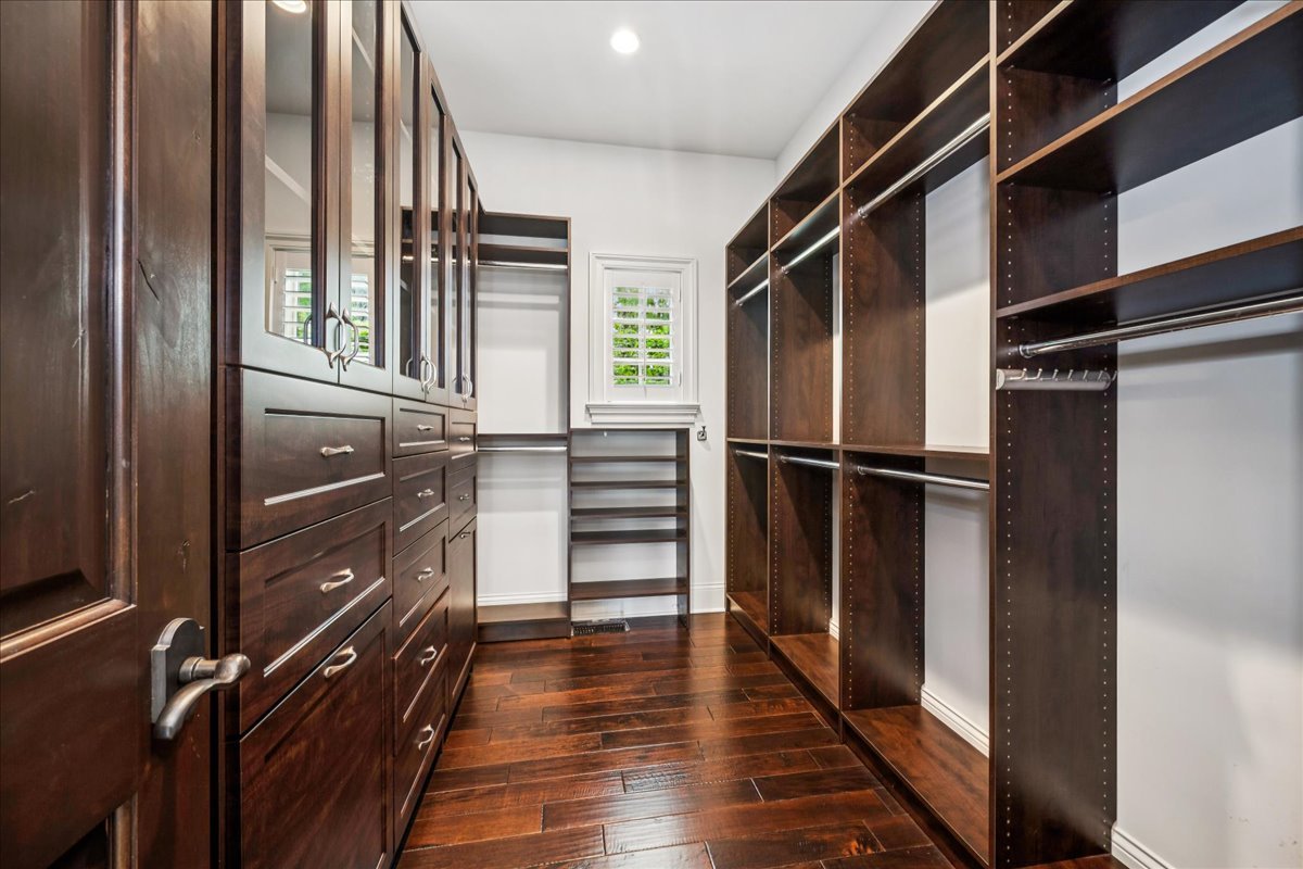 16197 W Woodbine Circle, Vernon Hills, IL 60061