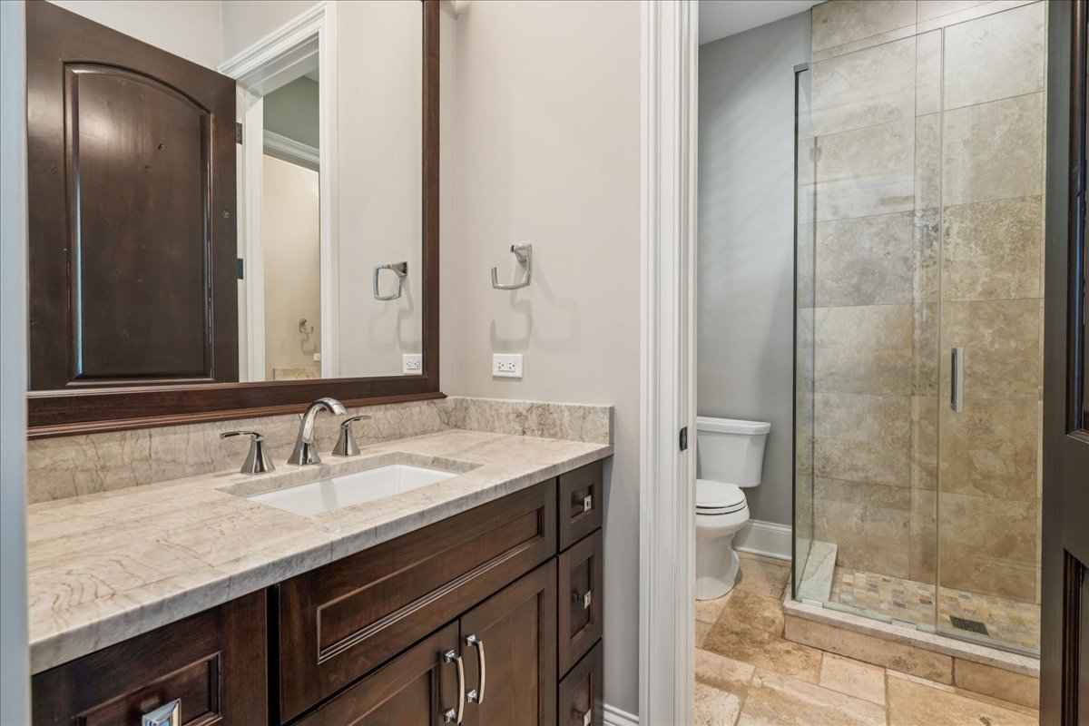 16197 W Woodbine Circle, Vernon Hills, IL 60061