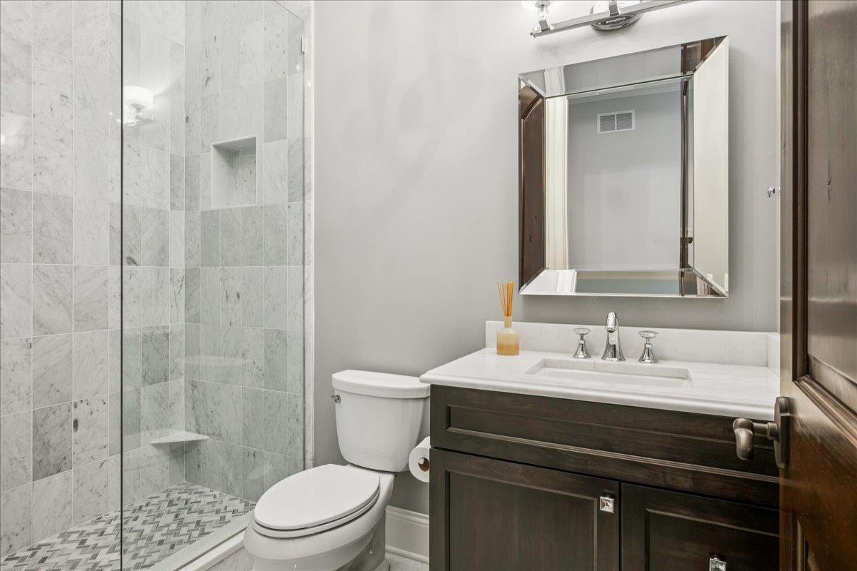 16197 W Woodbine Circle, Vernon Hills, IL 60061