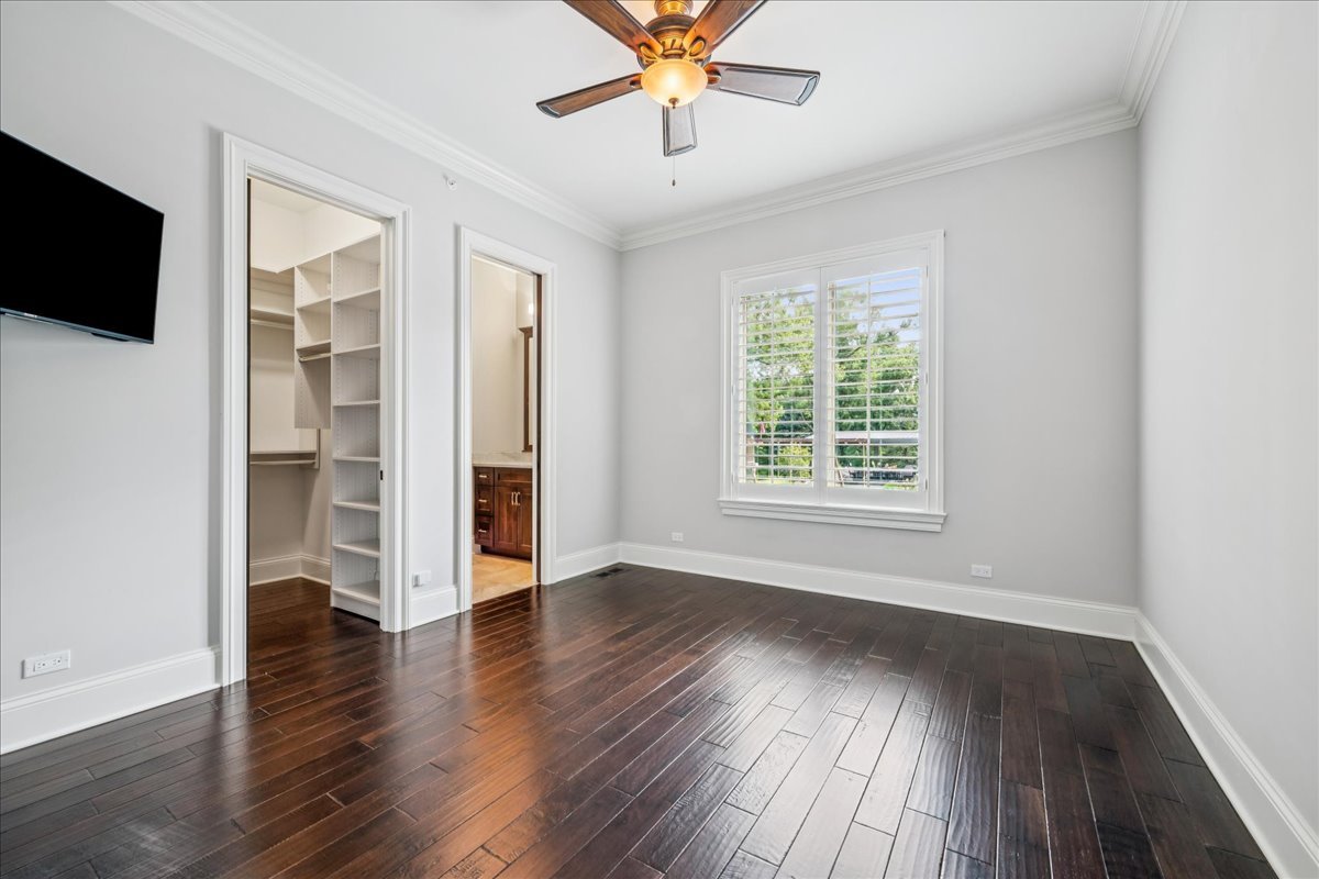 16197 W Woodbine Circle, Vernon Hills, IL 60061