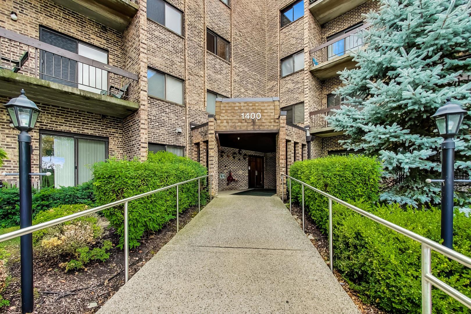 1400 N Elmhurst Road #106, Mount Prospect, IL 60056