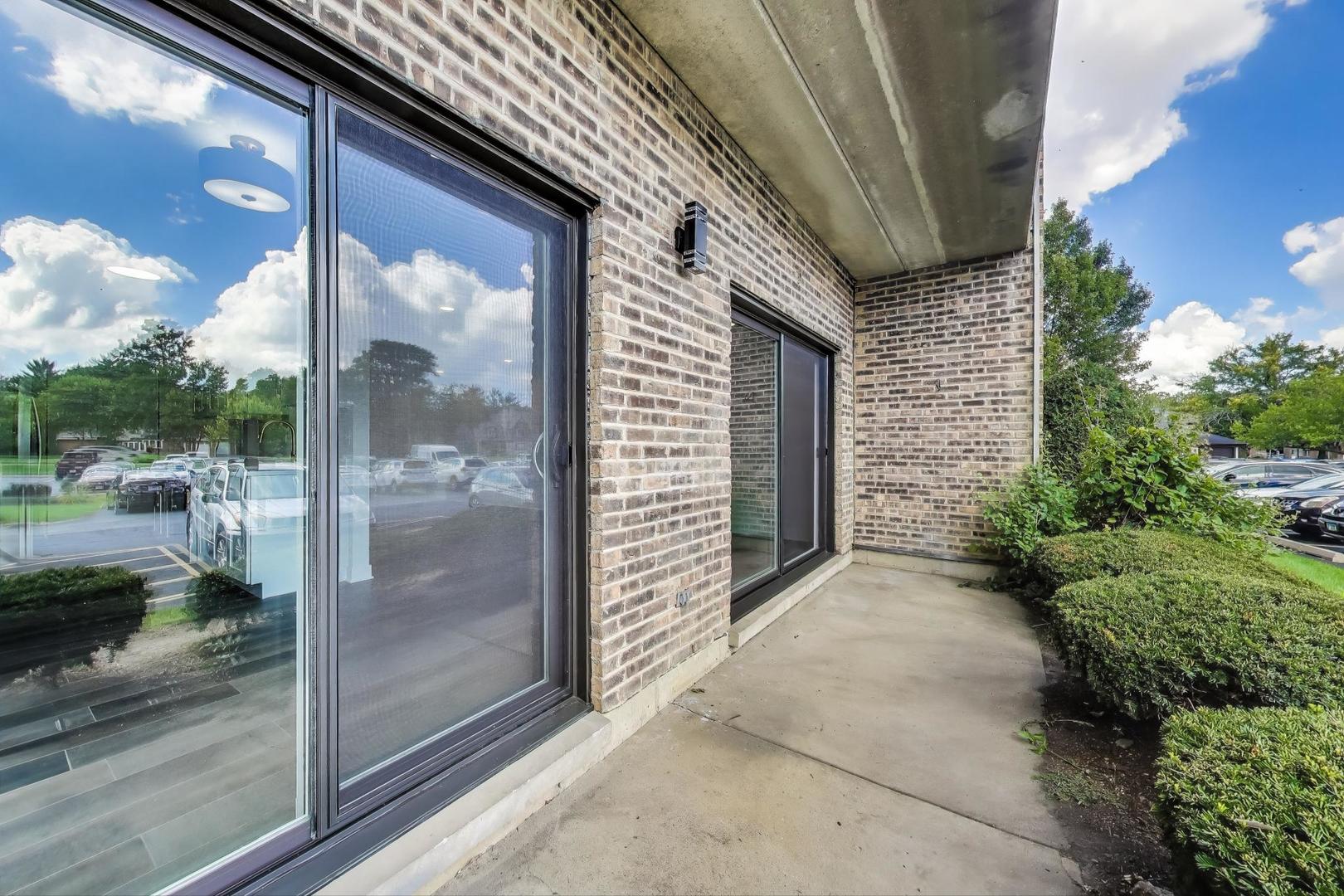 1400 N Elmhurst Road #106, Mount Prospect, IL 60056