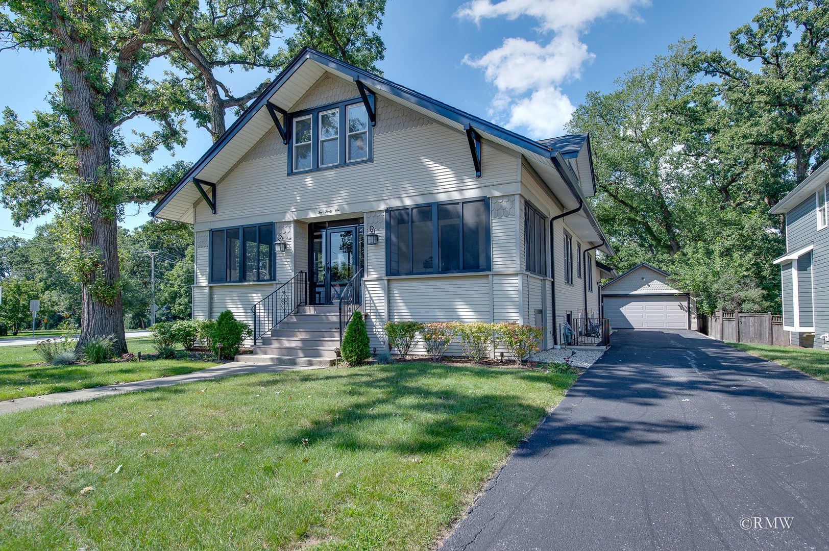 246 S Oak Street, Itasca, IL 60143