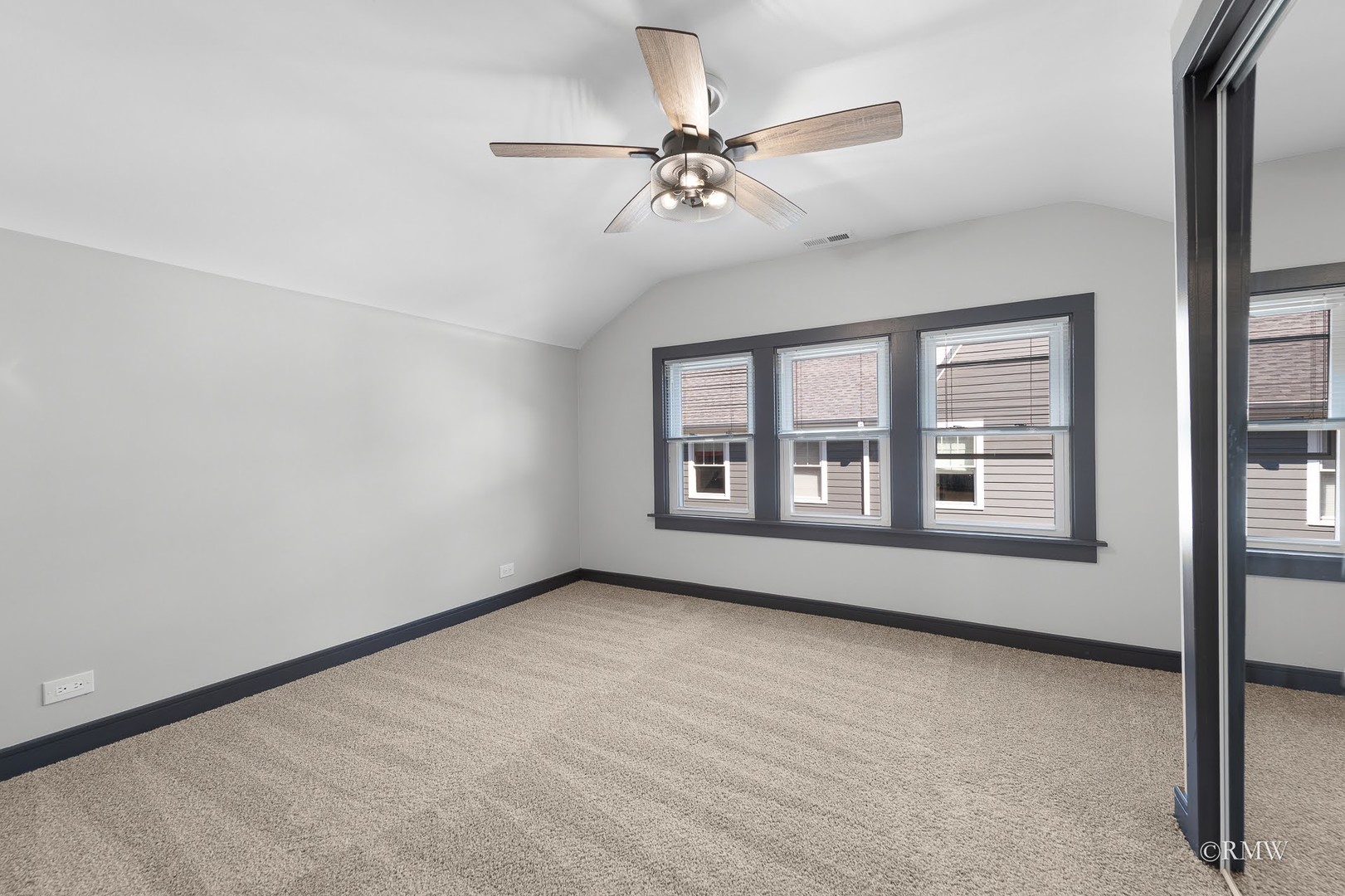 246 S Oak Street, Itasca, IL 60143