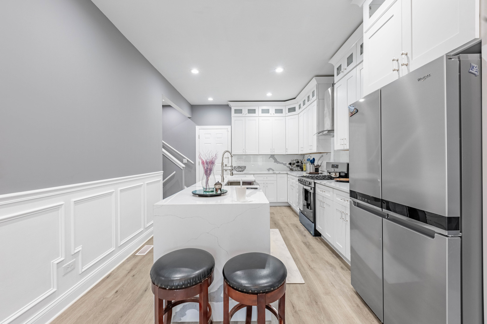 7335 S Greenwood Avenue, Chicago, IL 60619