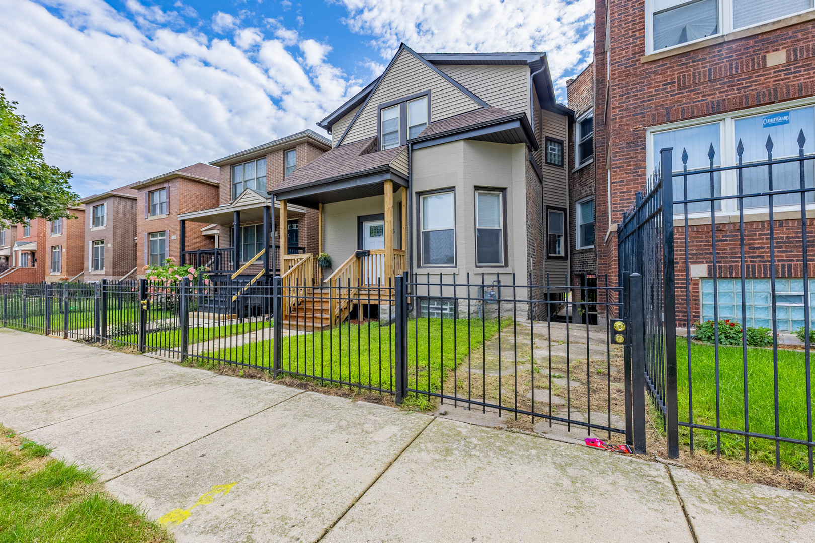 7335 S Greenwood Avenue, Chicago, IL 60619