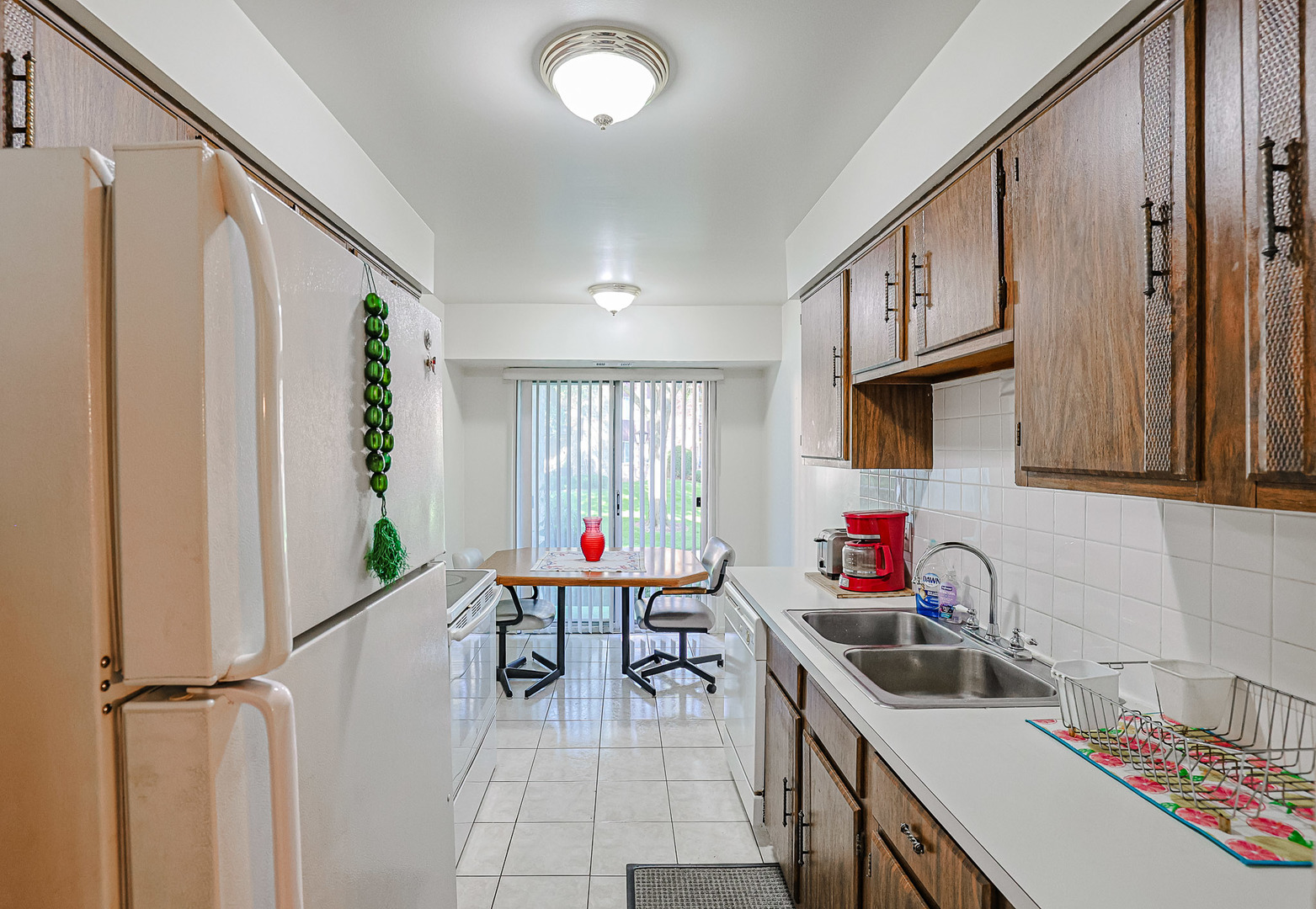 500 W Huntington Commons Road #147, Mount Prospect, IL 60056