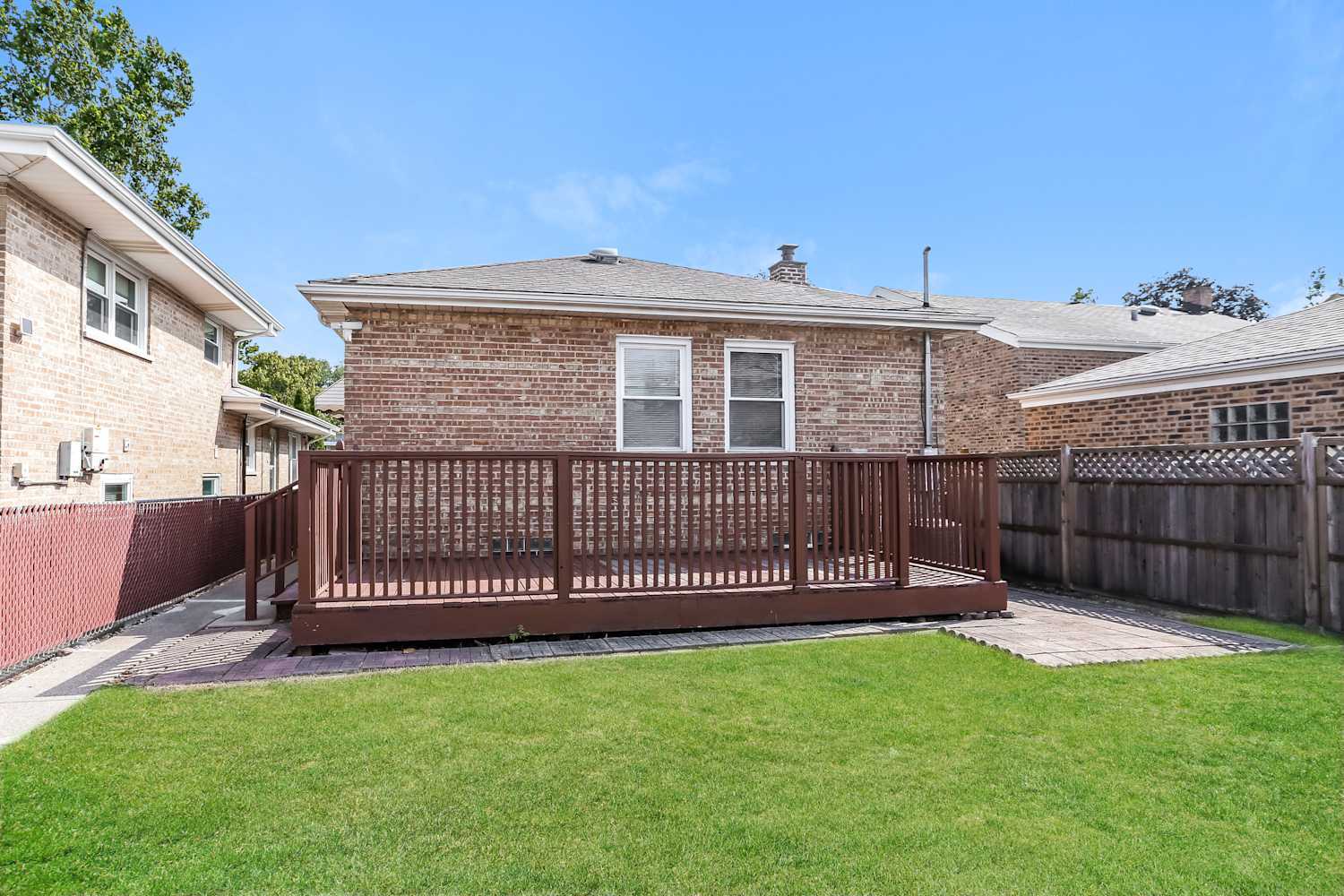 9006 W 22nd Place, North Riverside, IL 60546