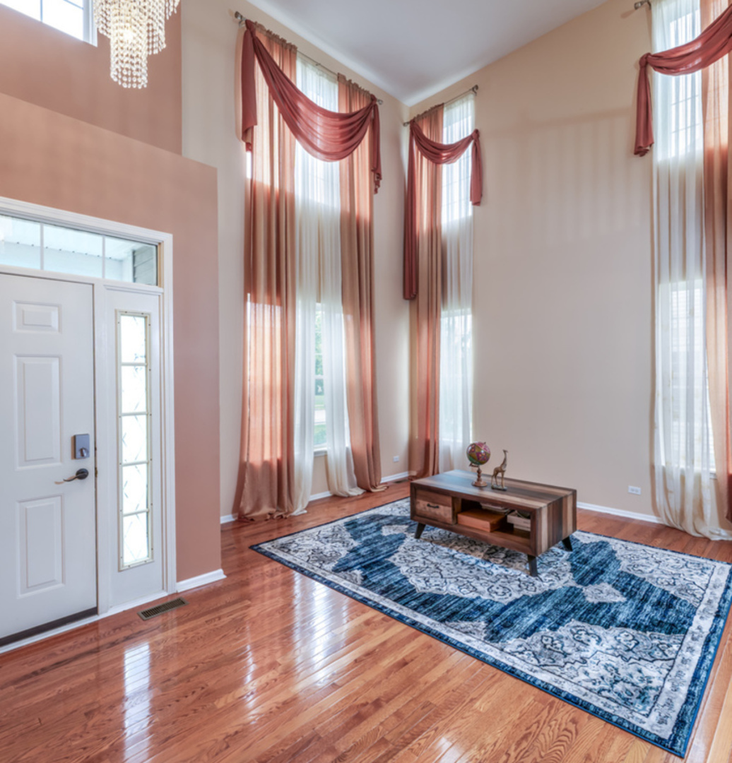 479 W Butterfield Lane, Round Lake, IL 60073