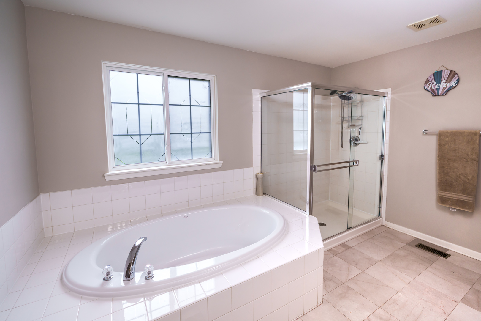 479 W Butterfield Lane, Round Lake, IL 60073