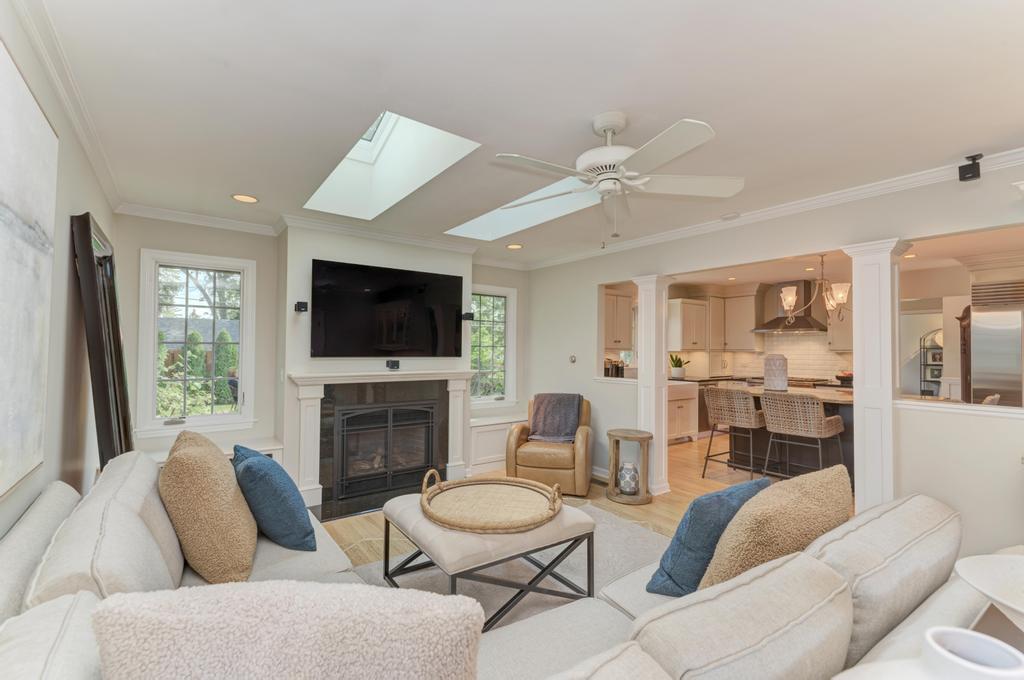 22W425 Broker Road, Medinah, IL 60157