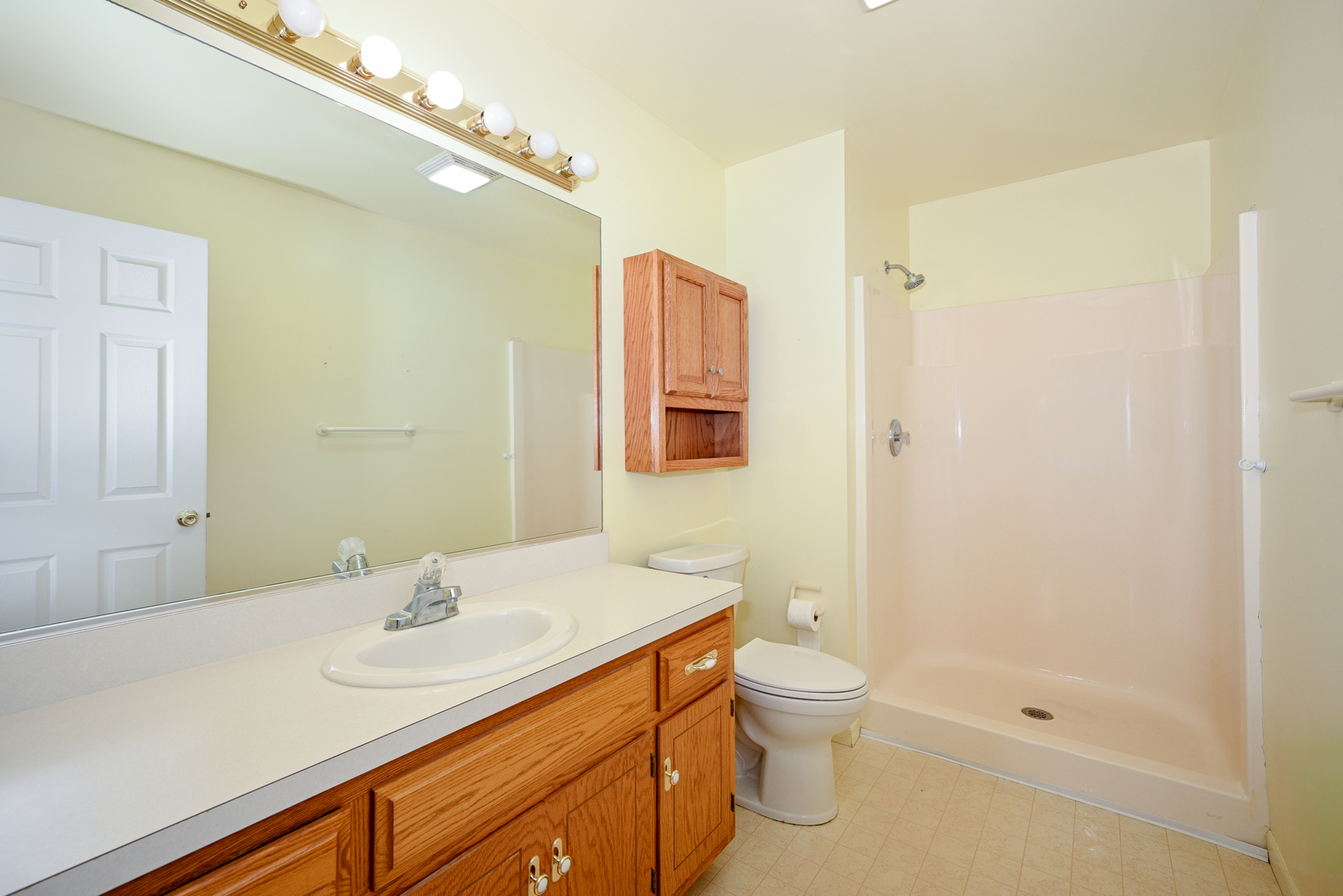 2379 Caton Crest Drive #2379, Crest Hill, IL 60403