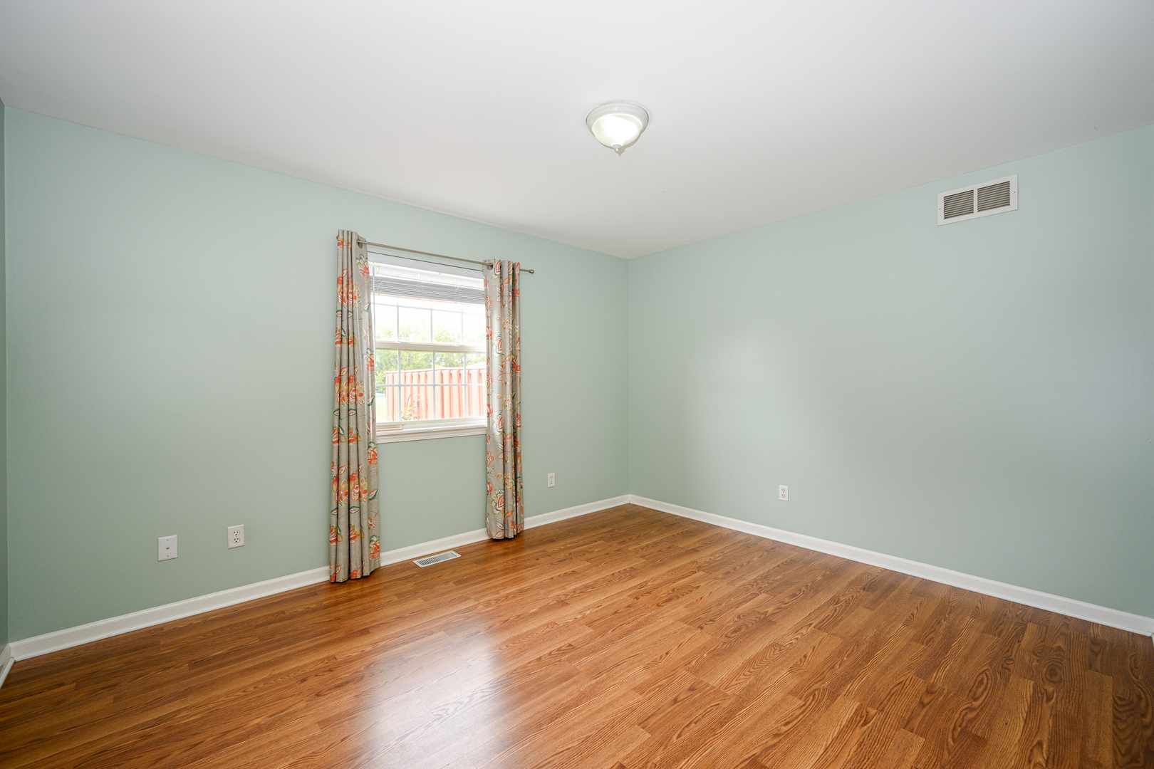 2379 Caton Crest Drive #2379, Crest Hill, IL 60403