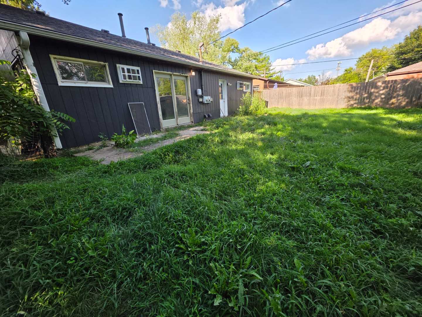 705 Amanda Avenue #707, McHenry, IL 60051
