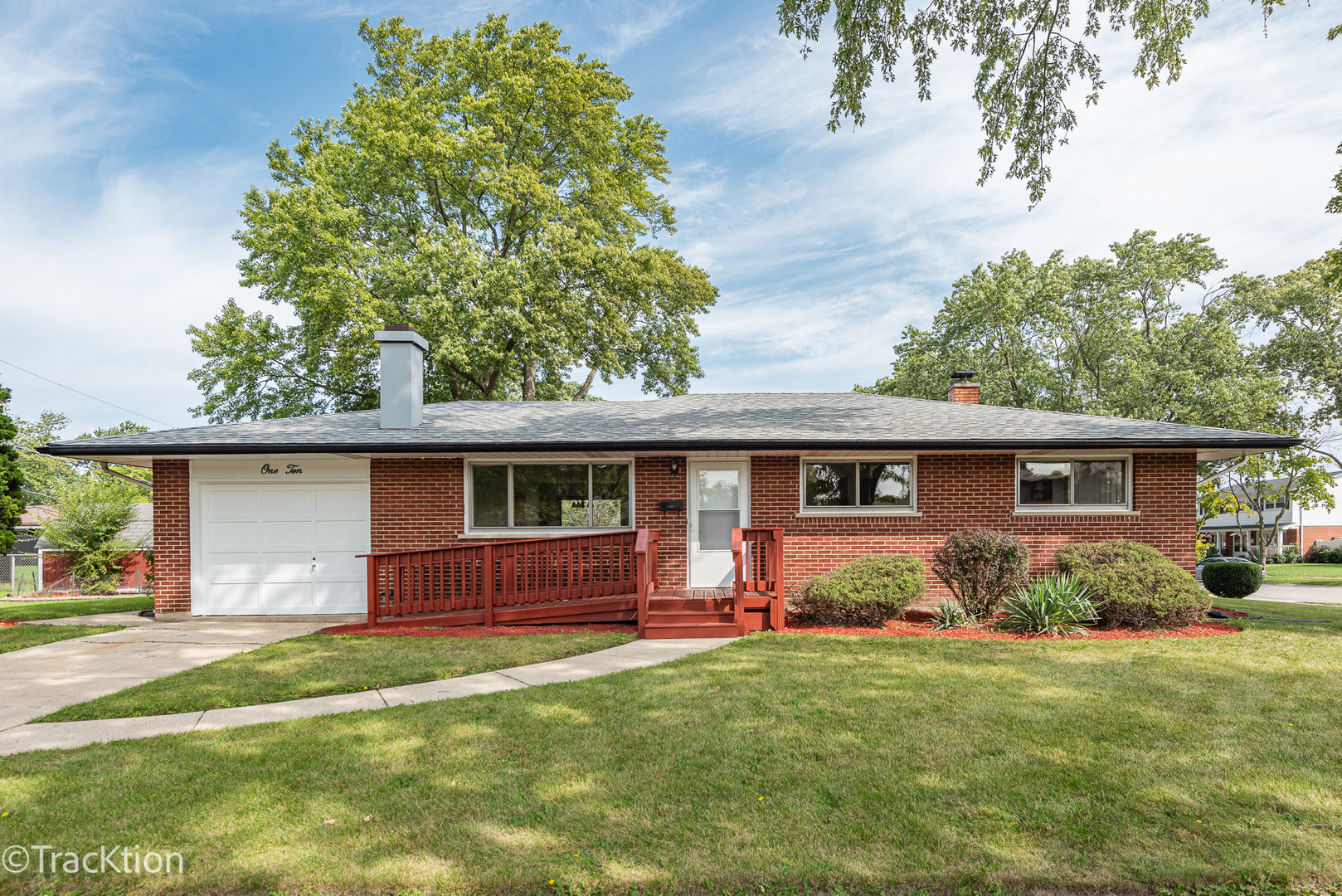 110 Westmere Road, Des Plaines, IL 60016