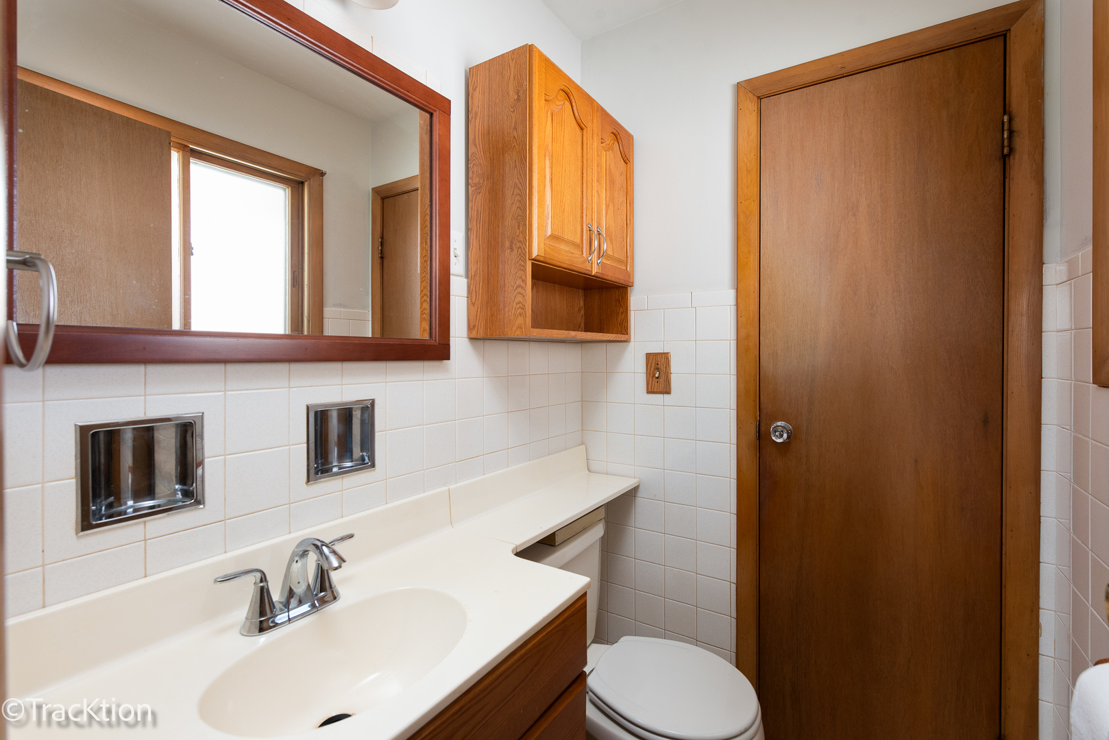 110 Westmere Road, Des Plaines, IL 60016