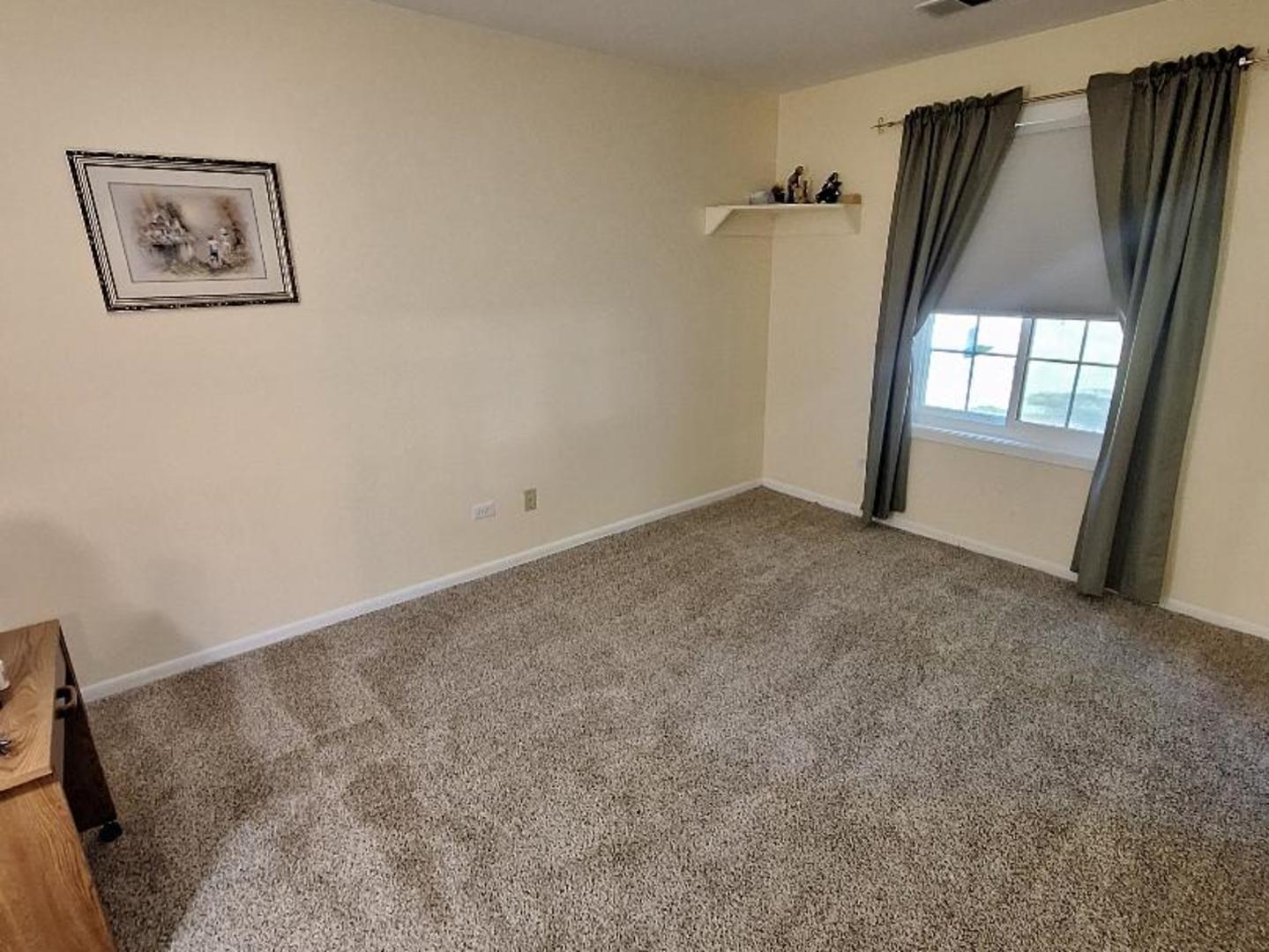 4242 Pheasant Trail Court #1, Arlington Heights, IL 60004