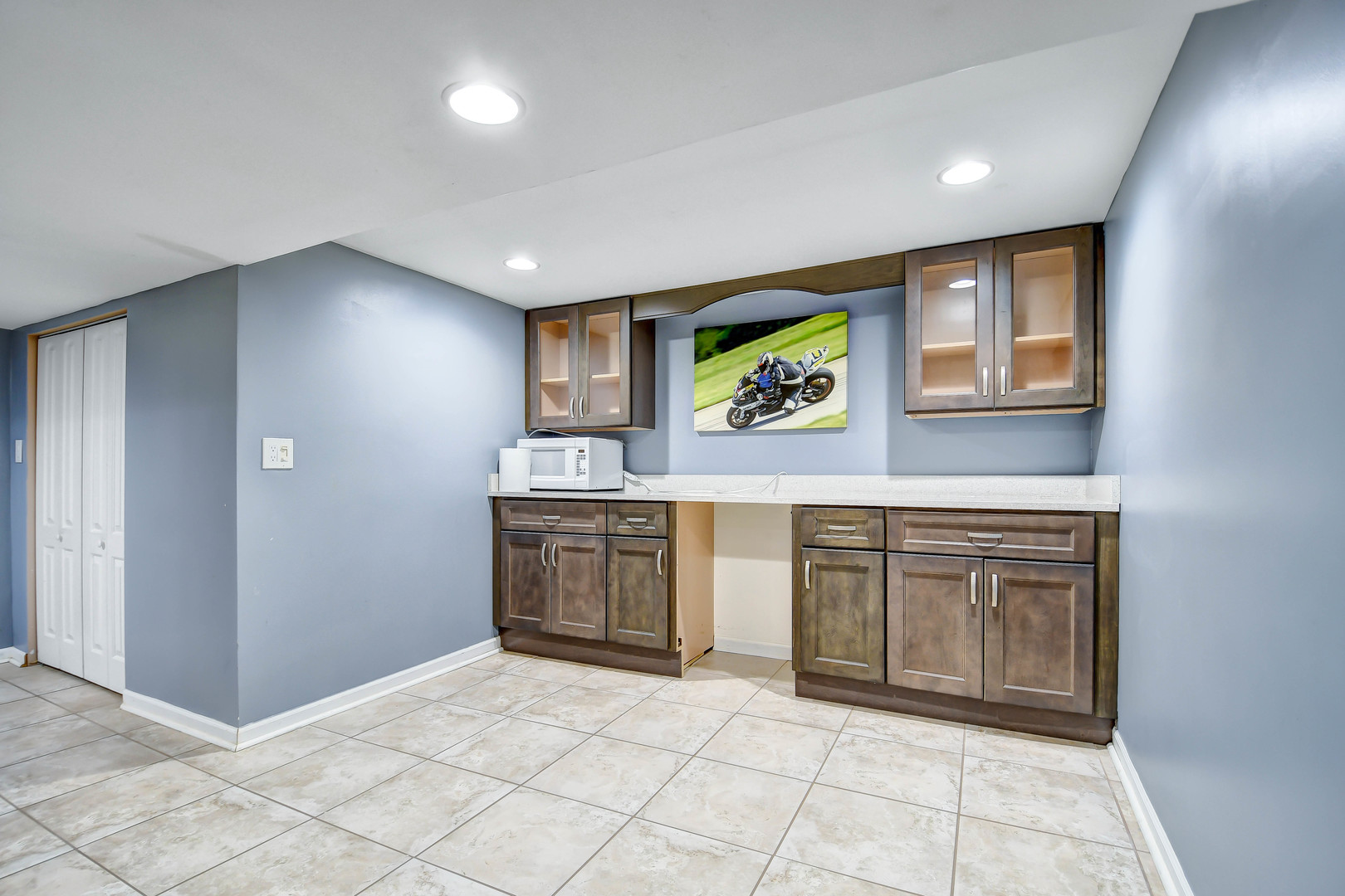 5700 S Monitor Avenue, Chicago, IL 60638