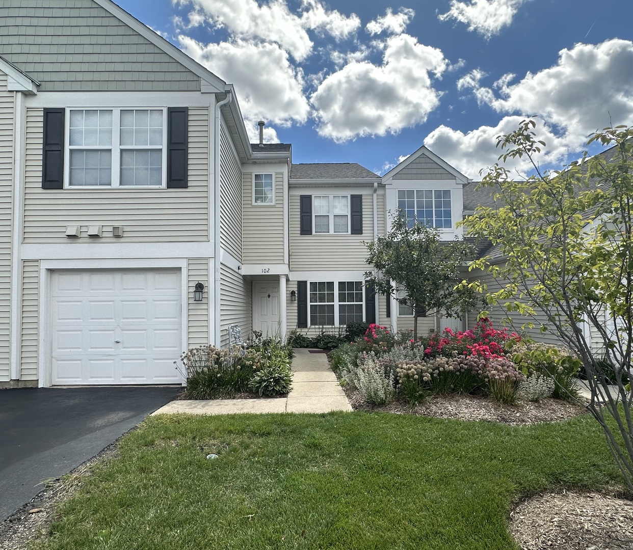 2235 Waterleaf Court #102, Naperville, IL 60564