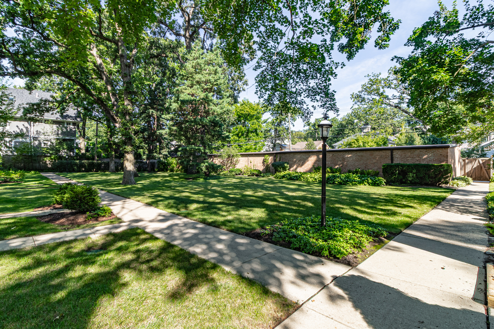 605 4th Street, Wilmette, IL 60091