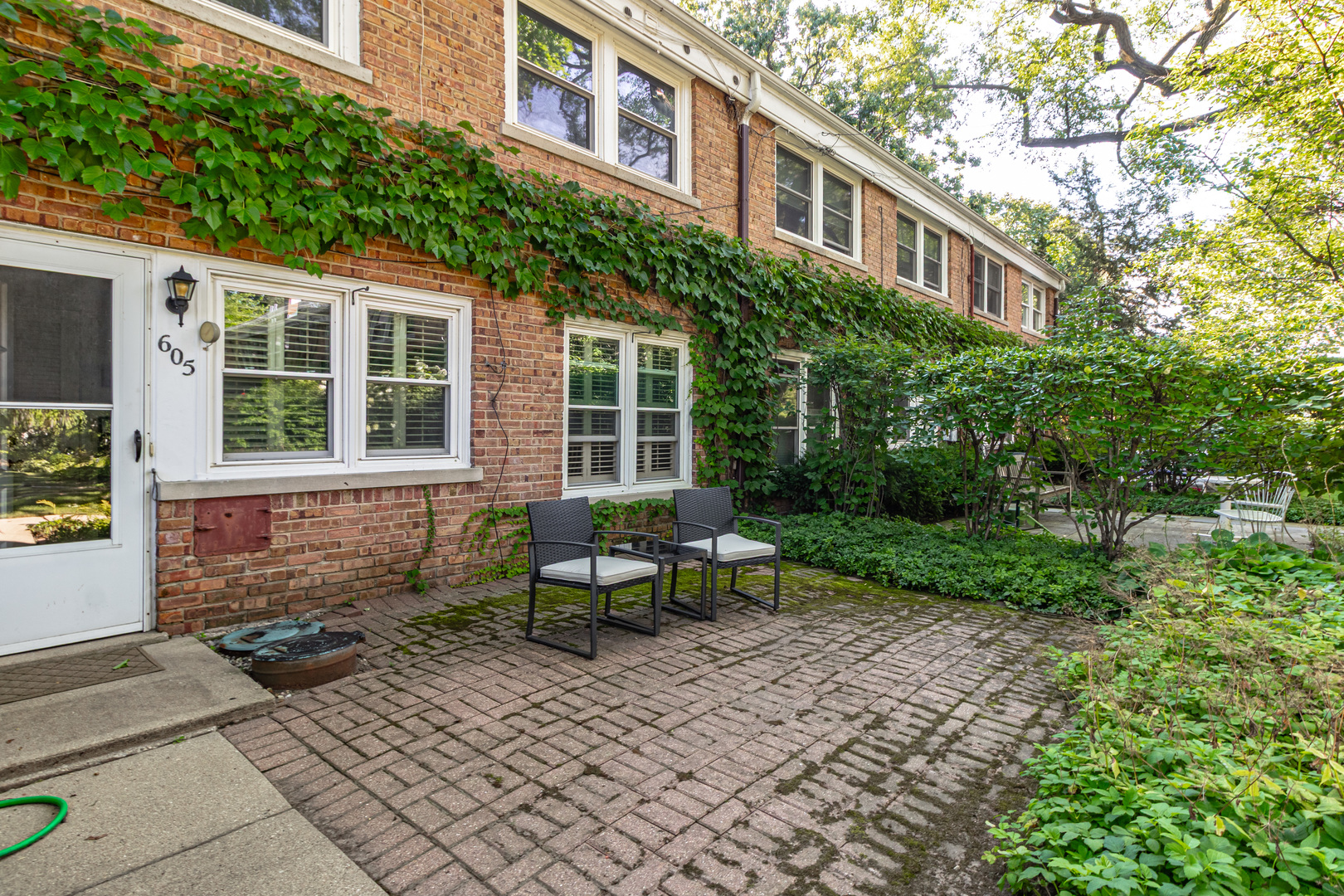 605 4th Street, Wilmette, IL 60091