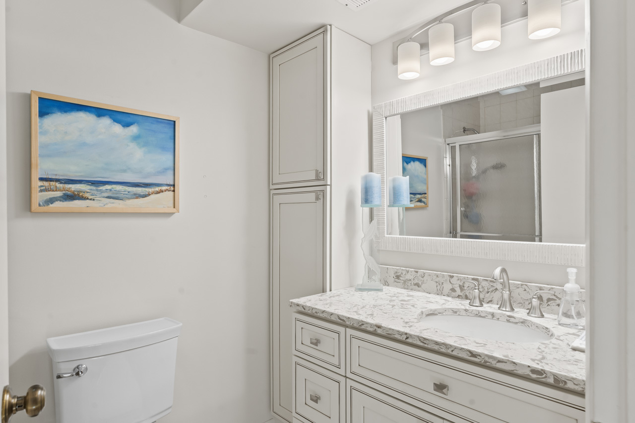 21 White Pine Drive, Schaumburg, IL 60193