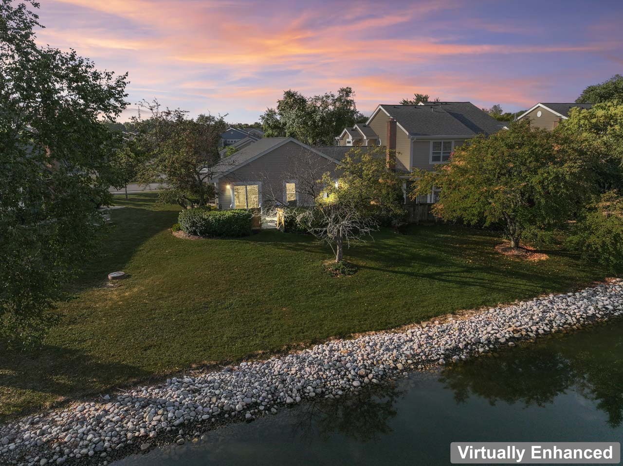 21 White Pine Drive, Schaumburg, IL 60193