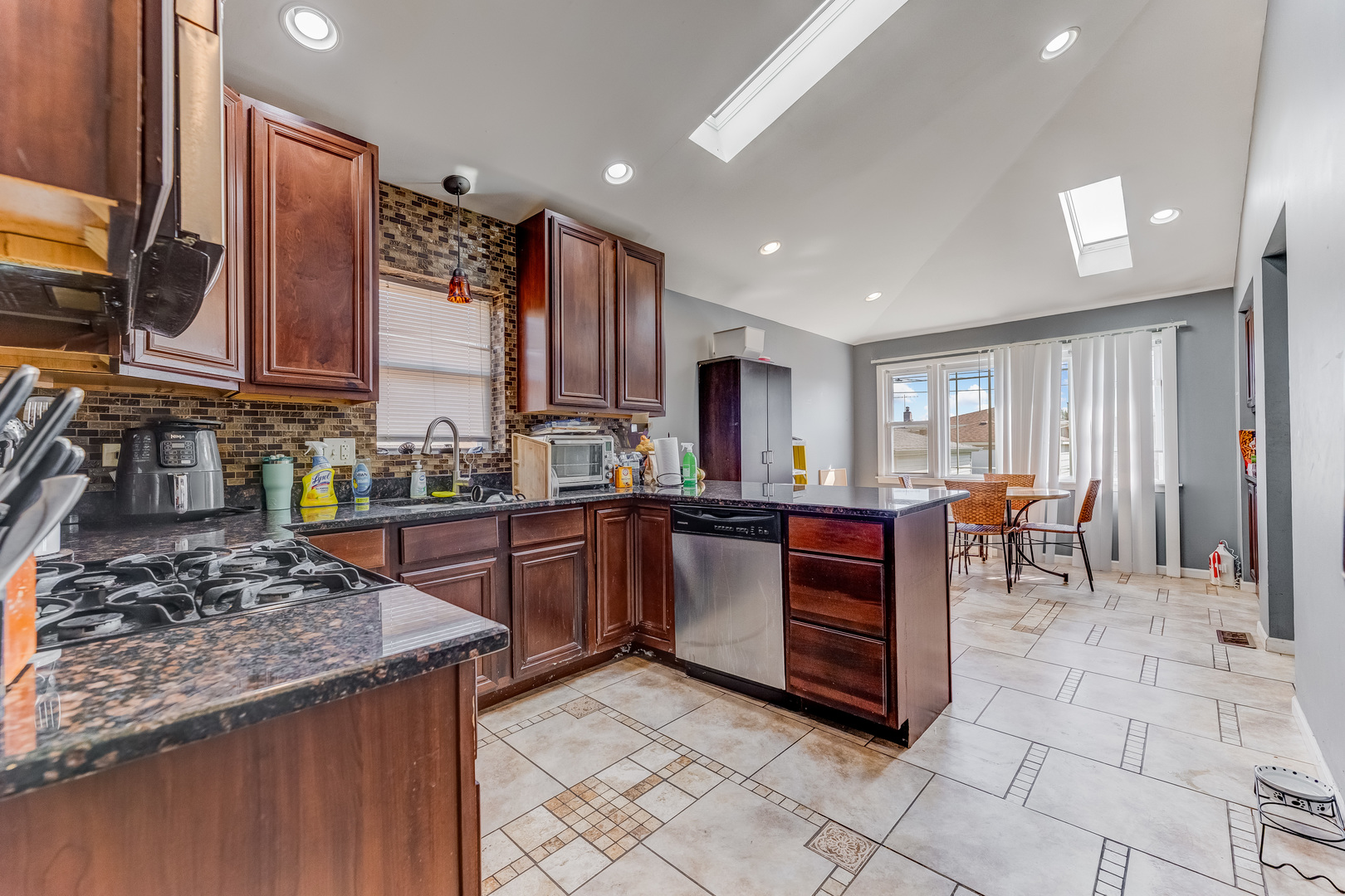 513 Merrill Avenue, Calumet City, IL 60409