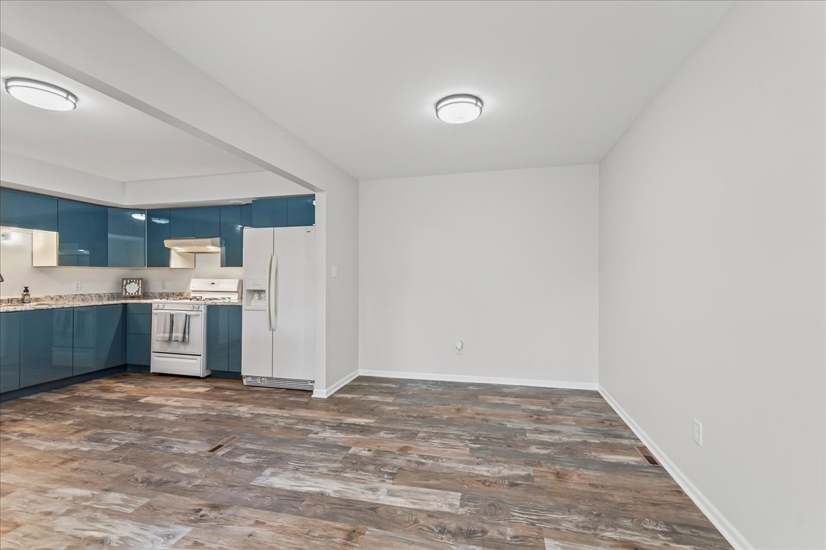 1162 Spring Garden Circle #64, Naperville, IL 60563