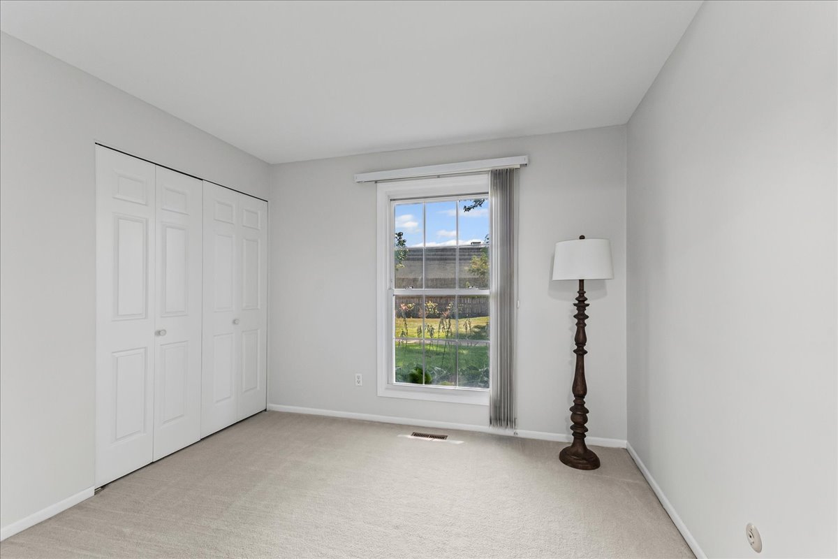 1162 Spring Garden Circle #64, Naperville, IL 60563