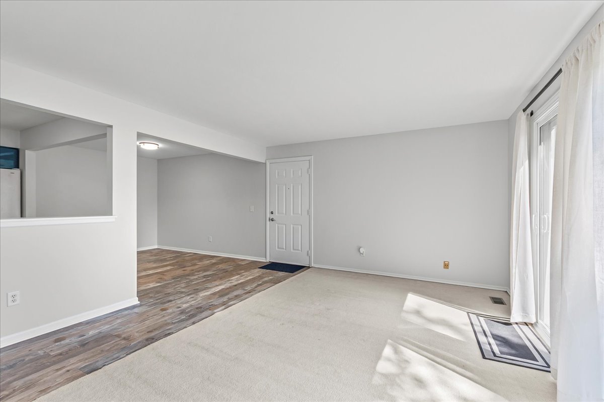 1162 Spring Garden Circle #64, Naperville, IL 60563