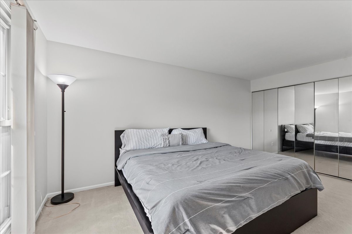 1162 Spring Garden Circle #64, Naperville, IL 60563