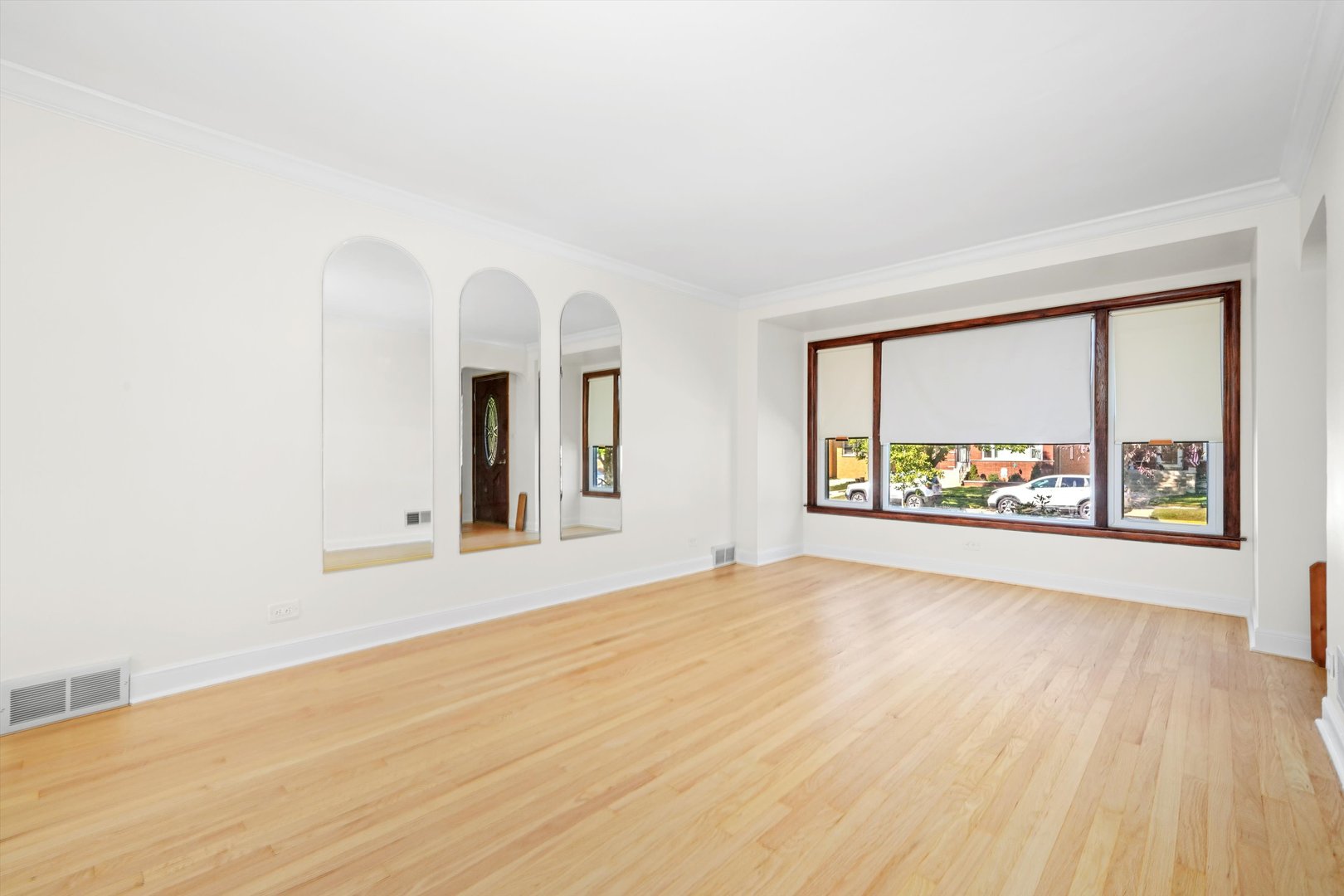 9933 S Fairfield Avenue, Chicago, IL 60655