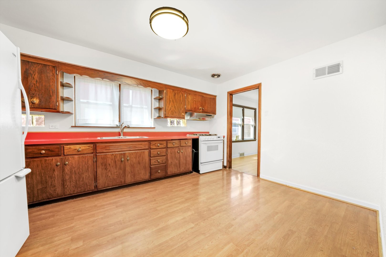 9933 S Fairfield Avenue, Chicago, IL 60655