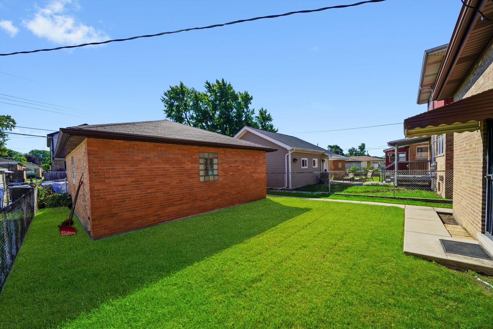 9933 S Fairfield Avenue, Chicago, IL 60655
