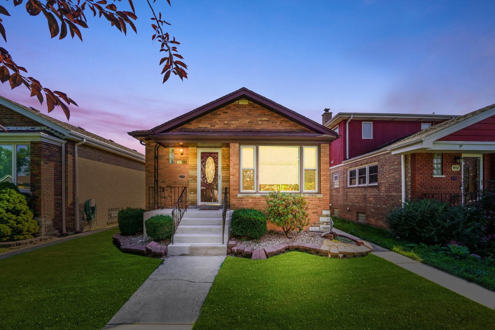 9933 S Fairfield Avenue, Chicago, IL 60655