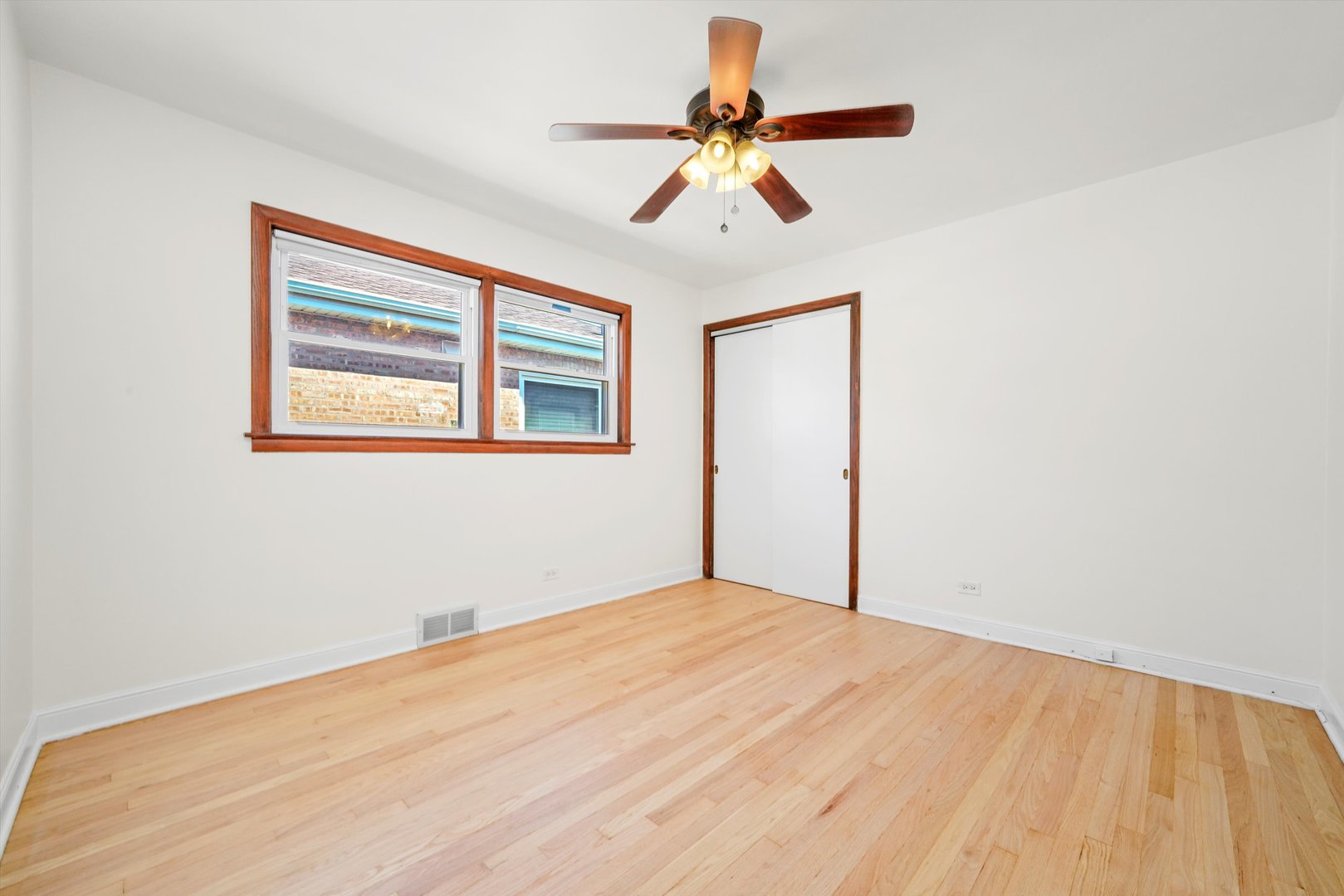 9933 S Fairfield Avenue, Chicago, IL 60655