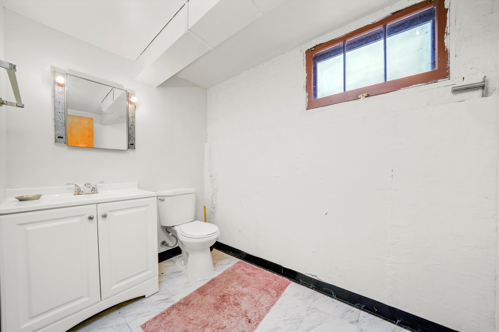 9933 S Fairfield Avenue, Chicago, IL 60655