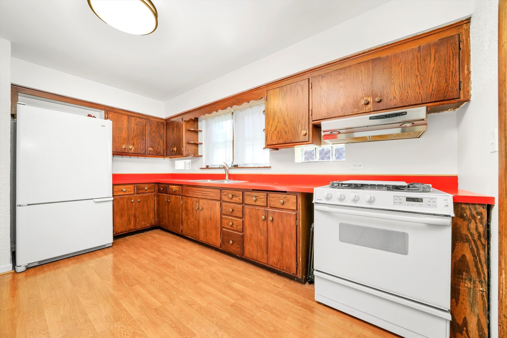 9933 S Fairfield Avenue, Chicago, IL 60655
