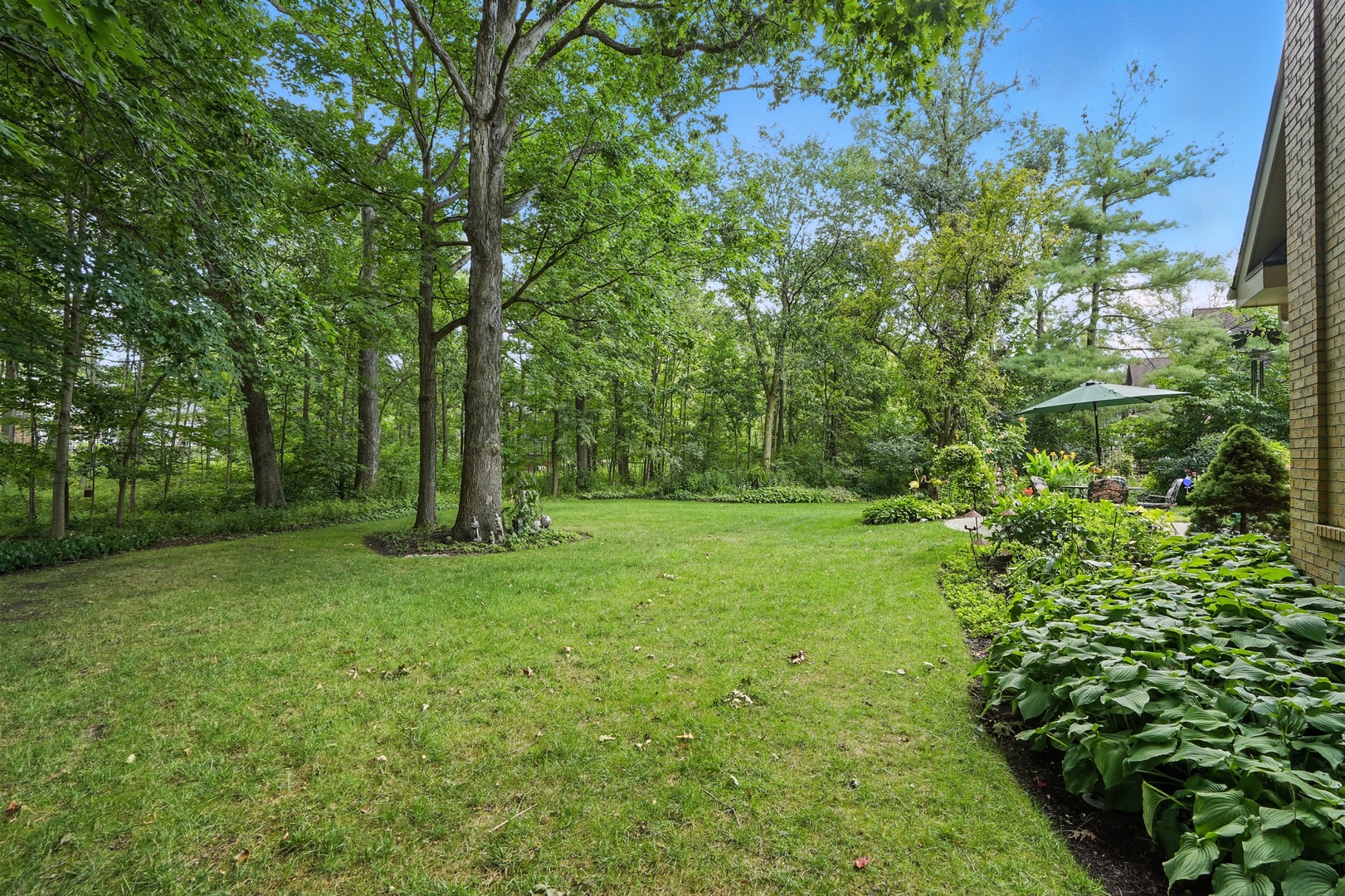 935 N Butternut Circle, Frankfort, IL 60423