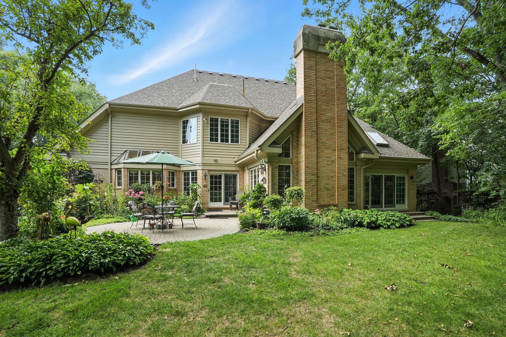 935 N Butternut Circle, Frankfort, IL 60423