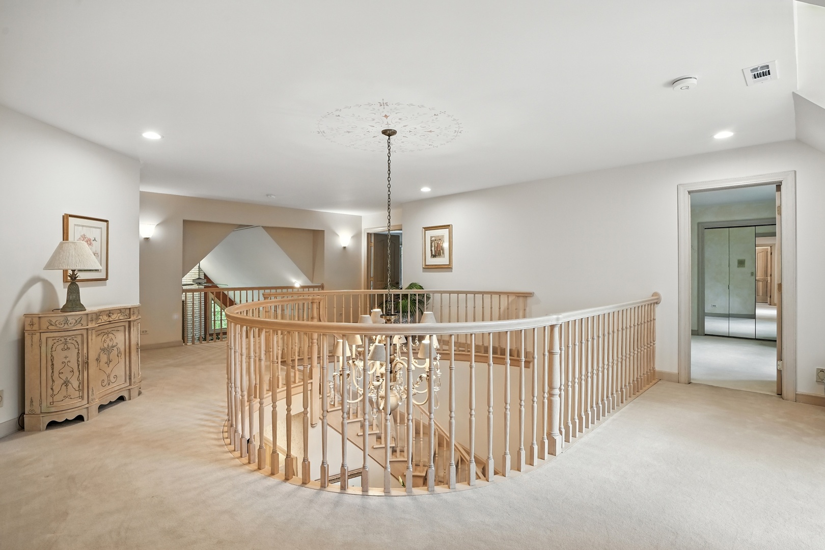 935 N Butternut Circle, Frankfort, IL 60423