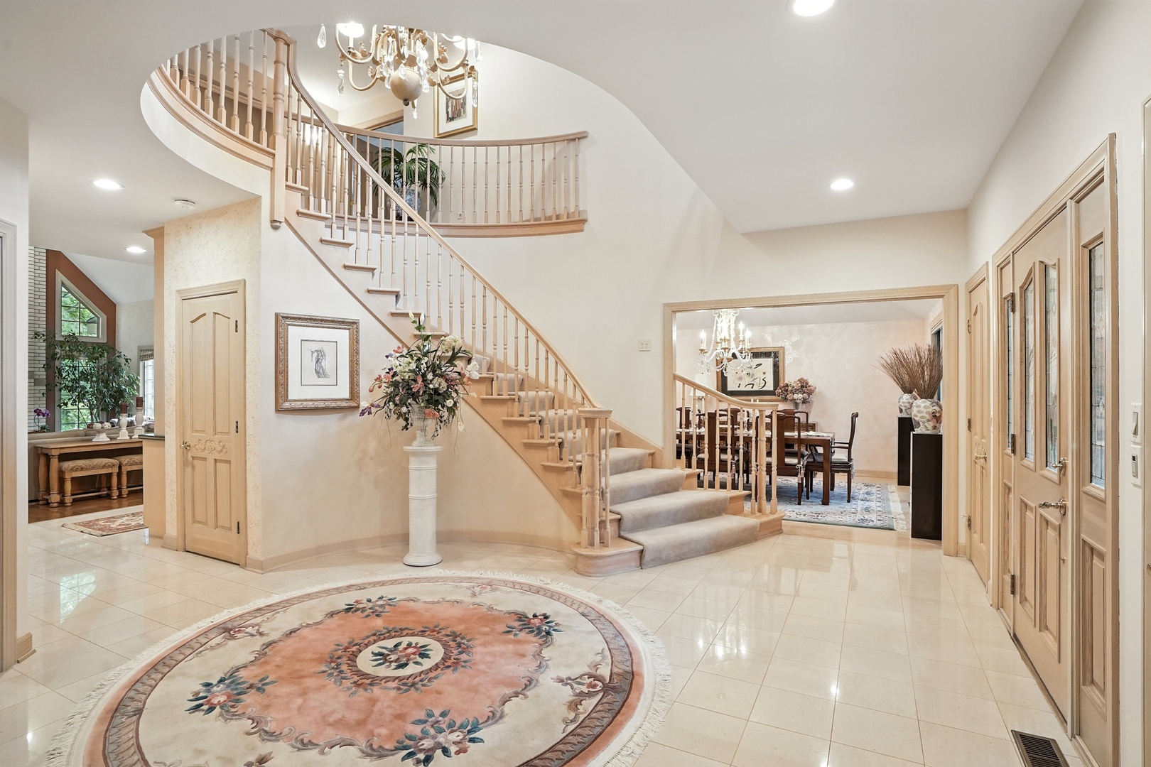 935 N Butternut Circle, Frankfort, IL 60423