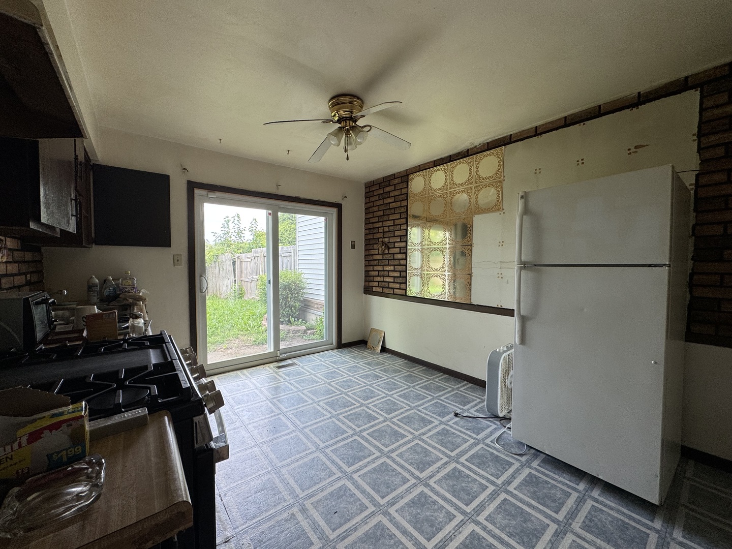 21630 Peterson Avenue, Sauk Village, IL 60411