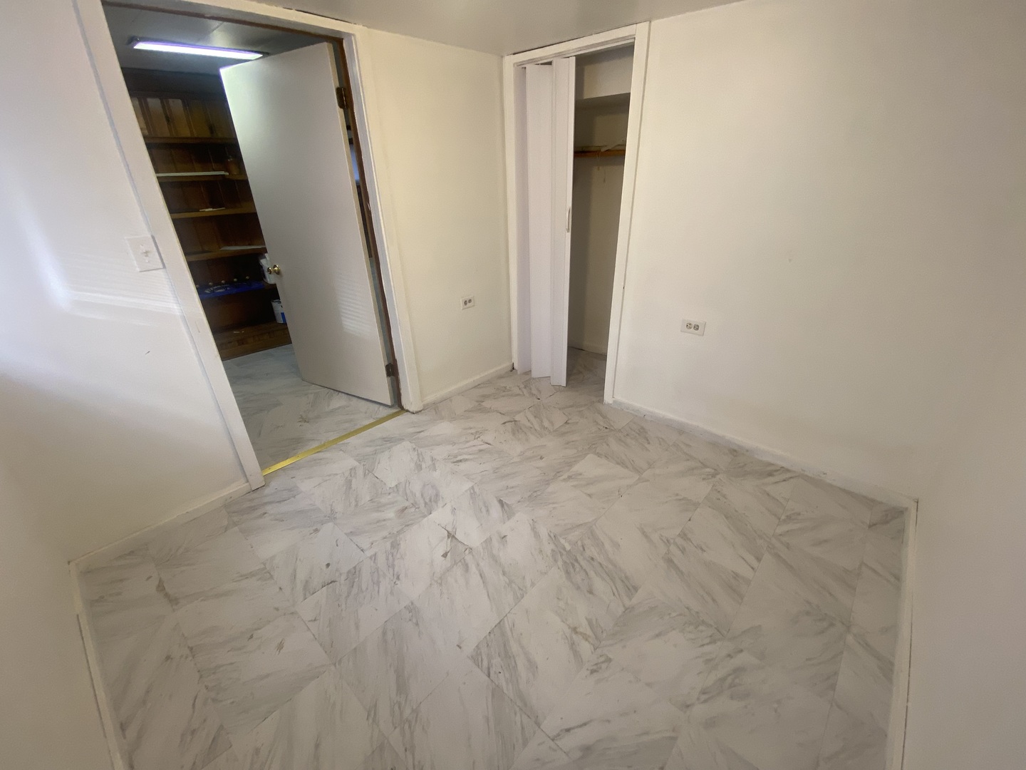 5514 N MANGO Avenue #G, Chicago, IL 60630